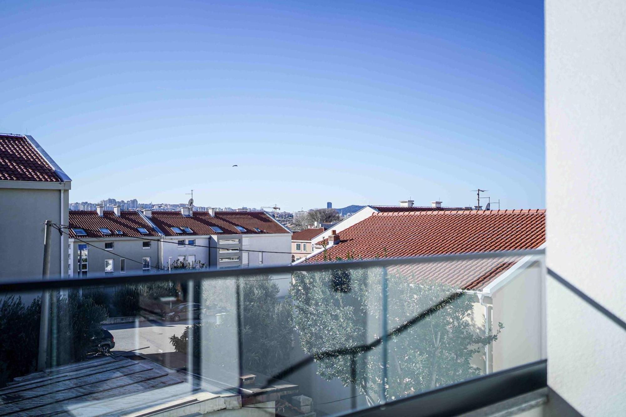 Royal Apartment Salona Klis Exterior photo
