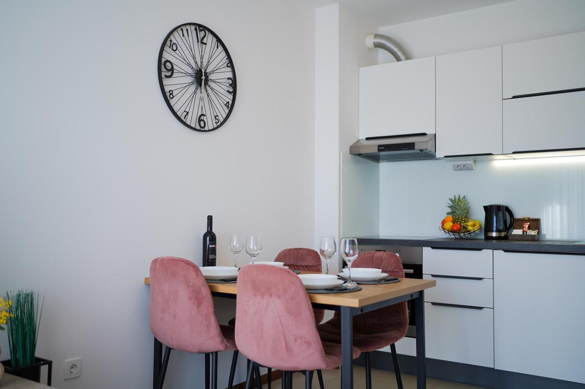 Royal Apartment Salona Klis Exterior photo
