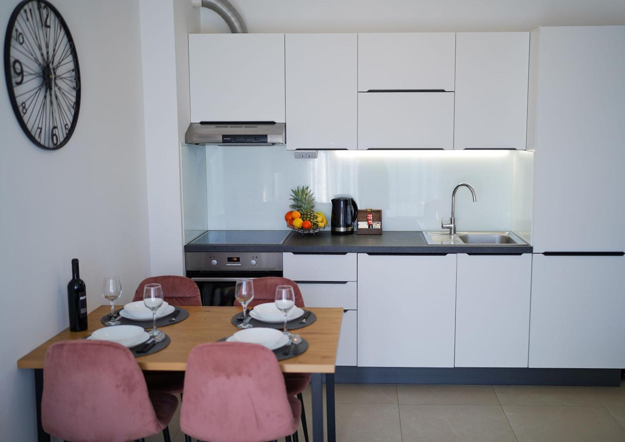 Royal Apartment Salona Klis Exterior photo