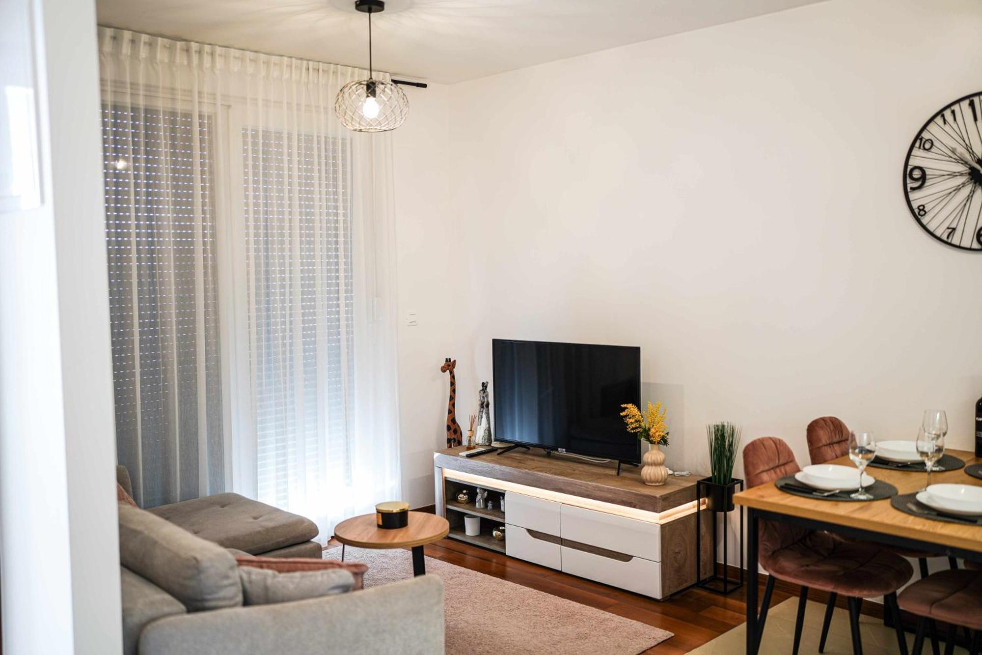 Royal Apartment Salona Klis Exterior photo